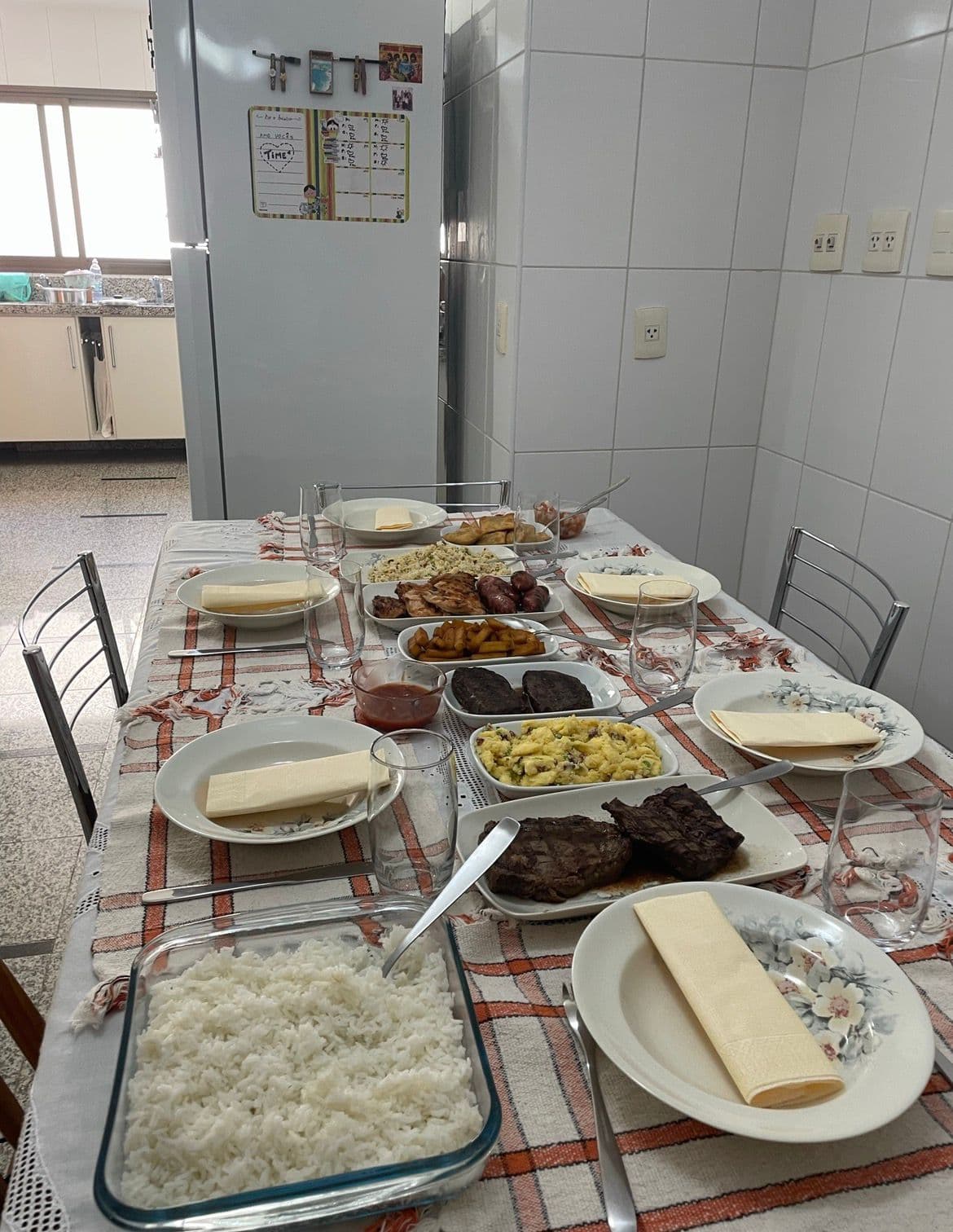 Torta de Camarão e Suco de Açaí